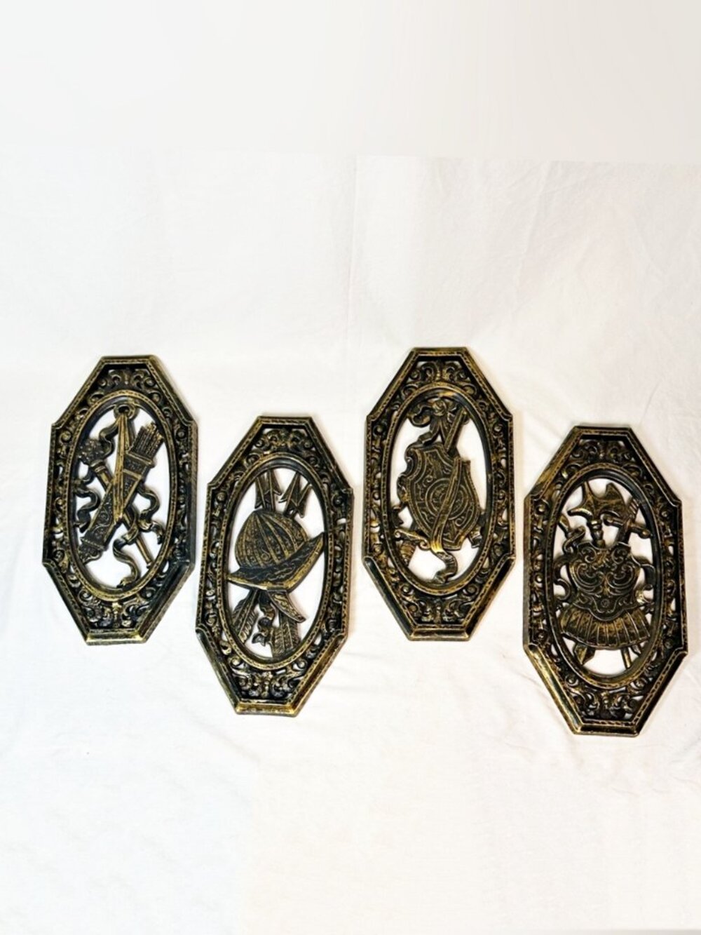 Vintage 60s Homco Syroco Set Of 4 Medieval Armour Weapon Wall Hangings Plaques